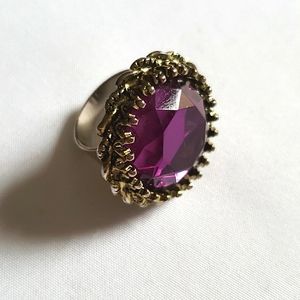 Fashion ring
